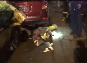 吃瓜保安大爷视频,揭秘网络热传视频背后的故事