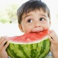 情侣吃瓜的头像,情侣吃瓜的甜蜜瞬间