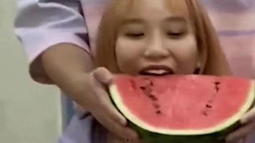 吃瓜系列情侣名,揭秘吃瓜情侣的甜蜜日常